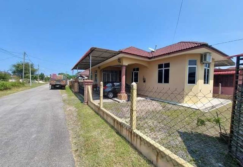 Banglo Strategik Kg Balai Besar, Dungun