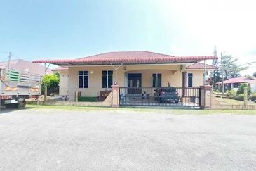 Banglo Strategik Kg Balai Besar, Dungun