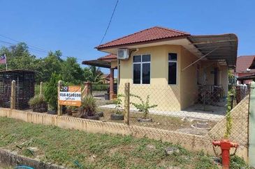 Banglo Strategik Kg Balai Besar, Dungun