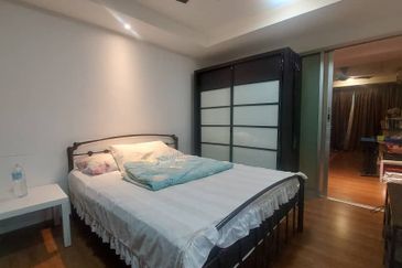 SEMI D TAMAN WIRA, PANTAI ROBINA