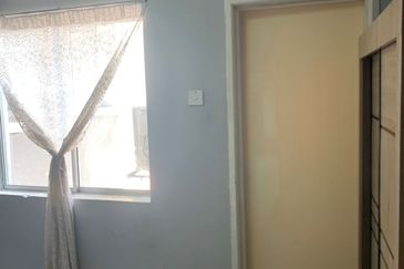 Astana Alam Apartment