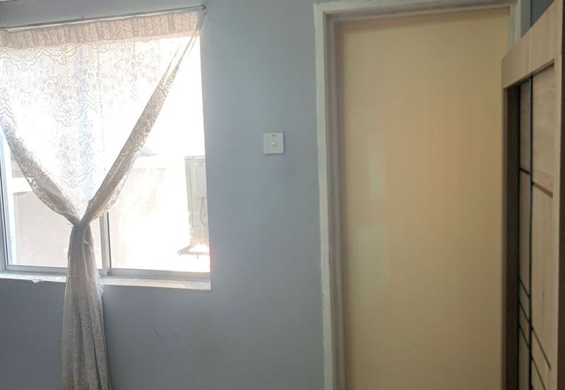 Astana Alam Apartment