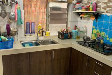 Astana Alam Apartment