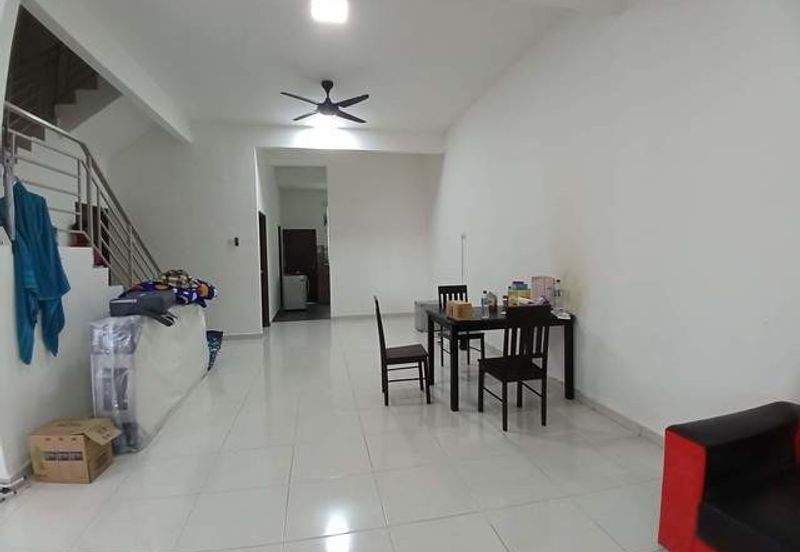 Teres 2 Tingkat, Bandar Putra Kemaman