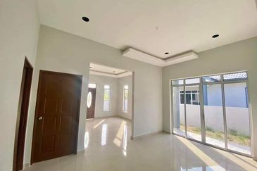 Banglo Baru Siap, Pulau Serai, Dungun