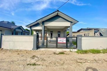 Banglo Baru Siap, Pulau Serai, Dungun