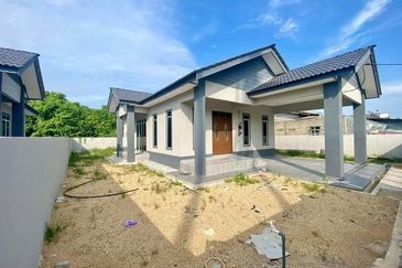 Banglo Baru Siap, Pulau Serai, Dungun