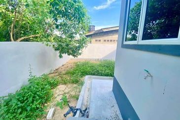 Banglo Baru Siap, Pulau Serai, Dungun