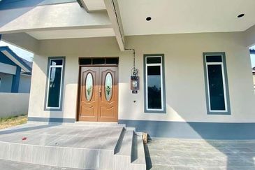 Banglo Baru Siap, Pulau Serai, Dungun