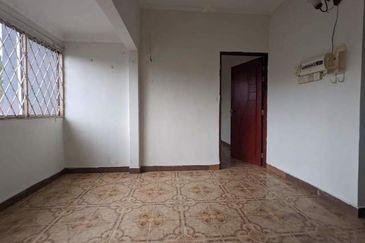 SemiD 2 Tingkat Size Banglo, Chukai, Kemaman 