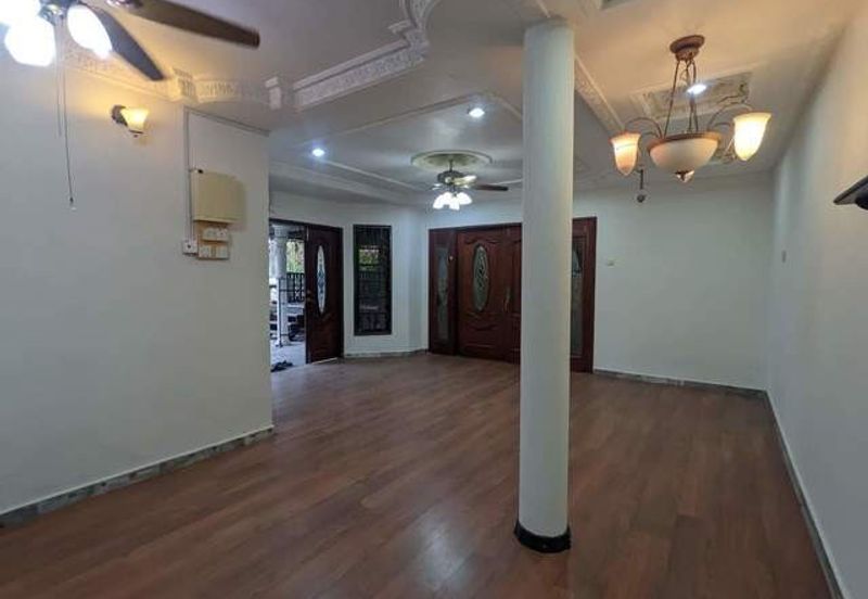 SemiD 2 Tingkat Size Banglo, Chukai, Kemaman 