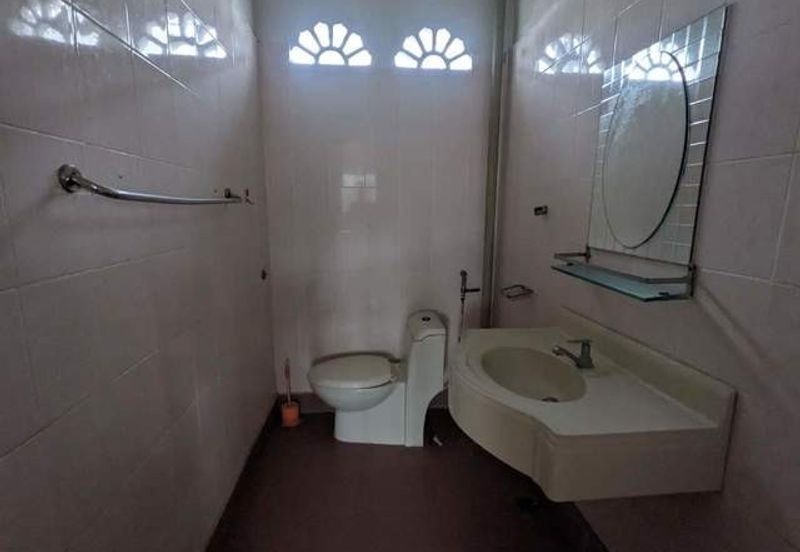 SemiD 2 Tingkat Size Banglo, Chukai, Kemaman 