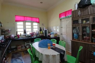 Banglo Cantik 4 Bilik, Kg Batu Tiong, Dungun 