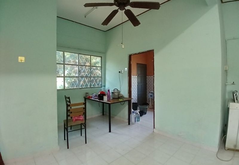 Kampung Balai Besar, Dungun