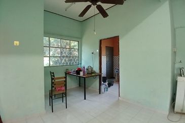 Kampung Balai Besar, Dungun