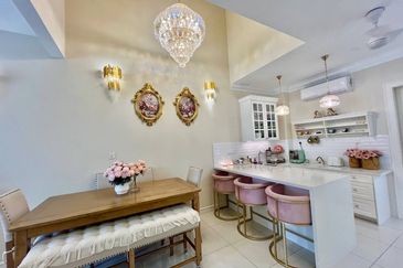 Ebonylane @ Eco Forest