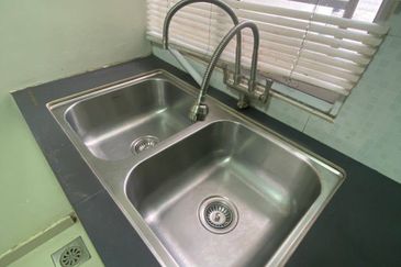 Apartment Teratai, Taman Sutera