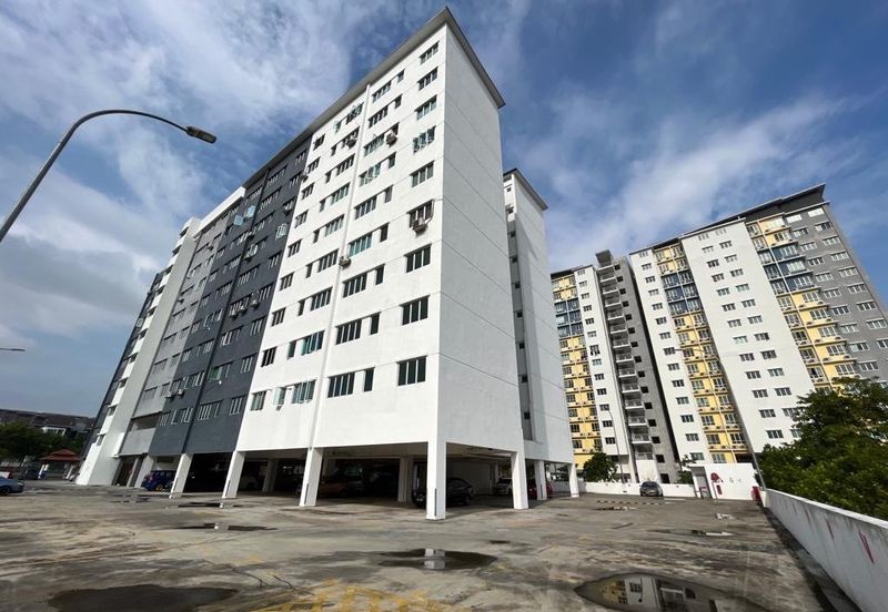 The Residence 1 @ Tiara South