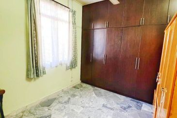 Taman Tasik Semenyih (Lake Residence)