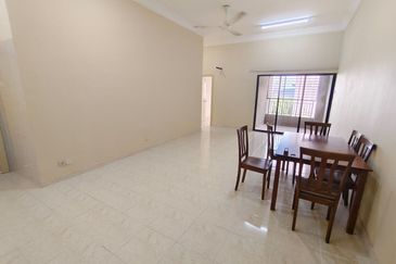 Kristal Villa Condominium