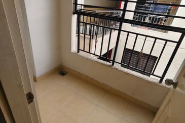 Kristal Villa Condominium