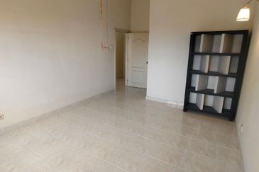 Kristal Villa Condominium