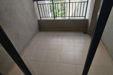 Kristal Villa Condominium