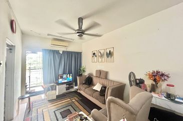 Residensi Bistaria, Ukay Bistari