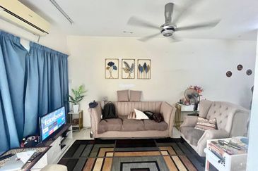 Residensi Bistaria, Ukay Bistari