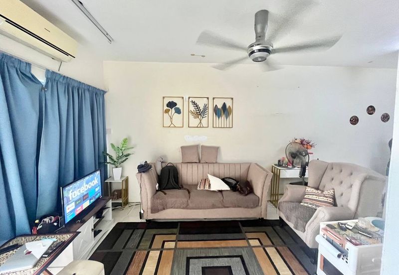 Residensi Bistaria, Ukay Bistari