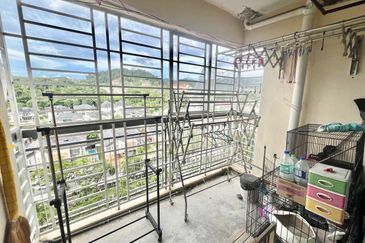 Residensi Bistaria, Ukay Bistari