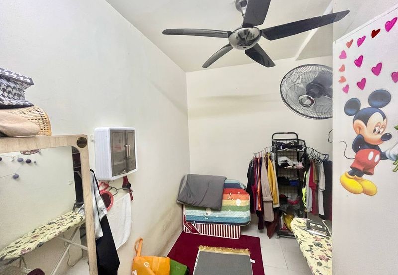 Residensi Bistaria, Ukay Bistari