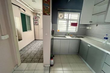 D'Kristal Apartment @ Setia EcoHill (Pangsapuri D'Kristal)