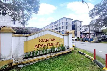 Siantan Apartment