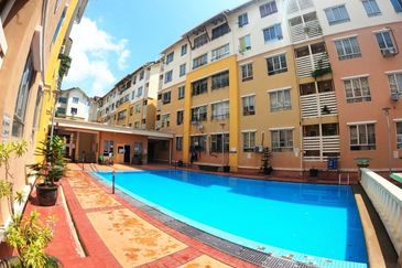 Laman Suria e-Resort Apartment