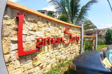 Laman Suria e-Resort Apartment
