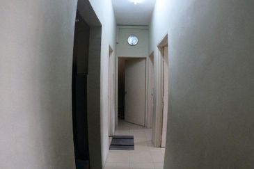 Laman Suria e-Resort Apartment