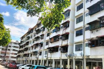 BOOKING 1K TOP FLOOR Gugusan Kantan Kota Damansara