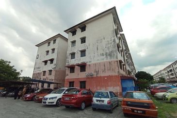 Pangsapuri Baiduri, Bandar Tasik Kesuma