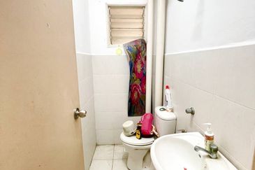 Apartment Teratai, Taman Sutera