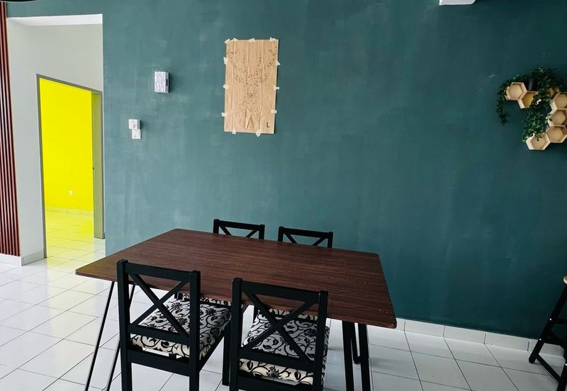 The Residence 1 @ Tiara South