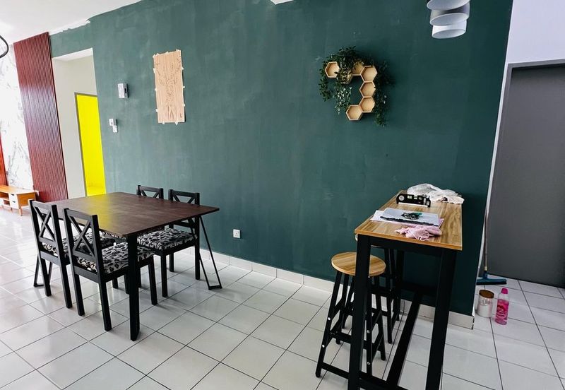 The Residence 1 @ Tiara South