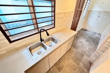 Albury 2 @ Mahkota Hills