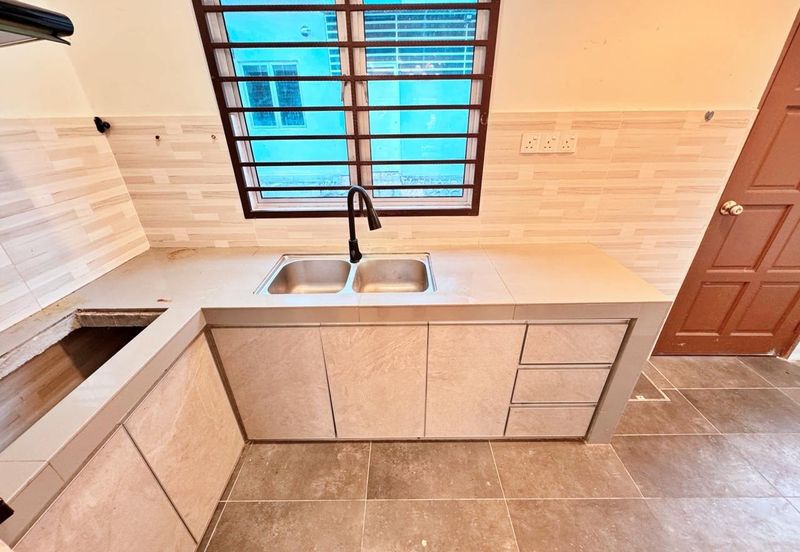 Albury 2 @ Mahkota Hills