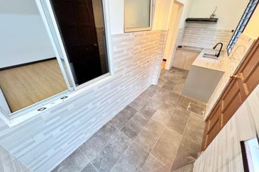 Albury 2 @ Mahkota Hills