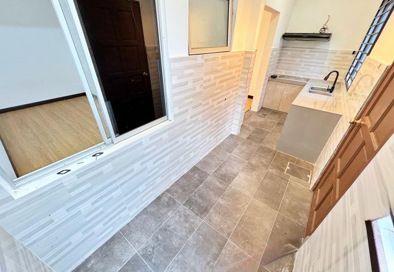 Albury 2 @ Mahkota Hills