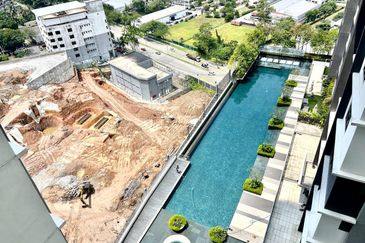 Lexa Residence @ The Quartz