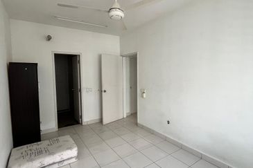 Karisma Apartment @ Eco Majestic