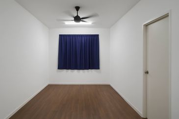 FURNISHED Double Storey Casa View Cybersouth