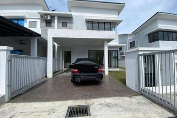 Taman Jenderam Idaman